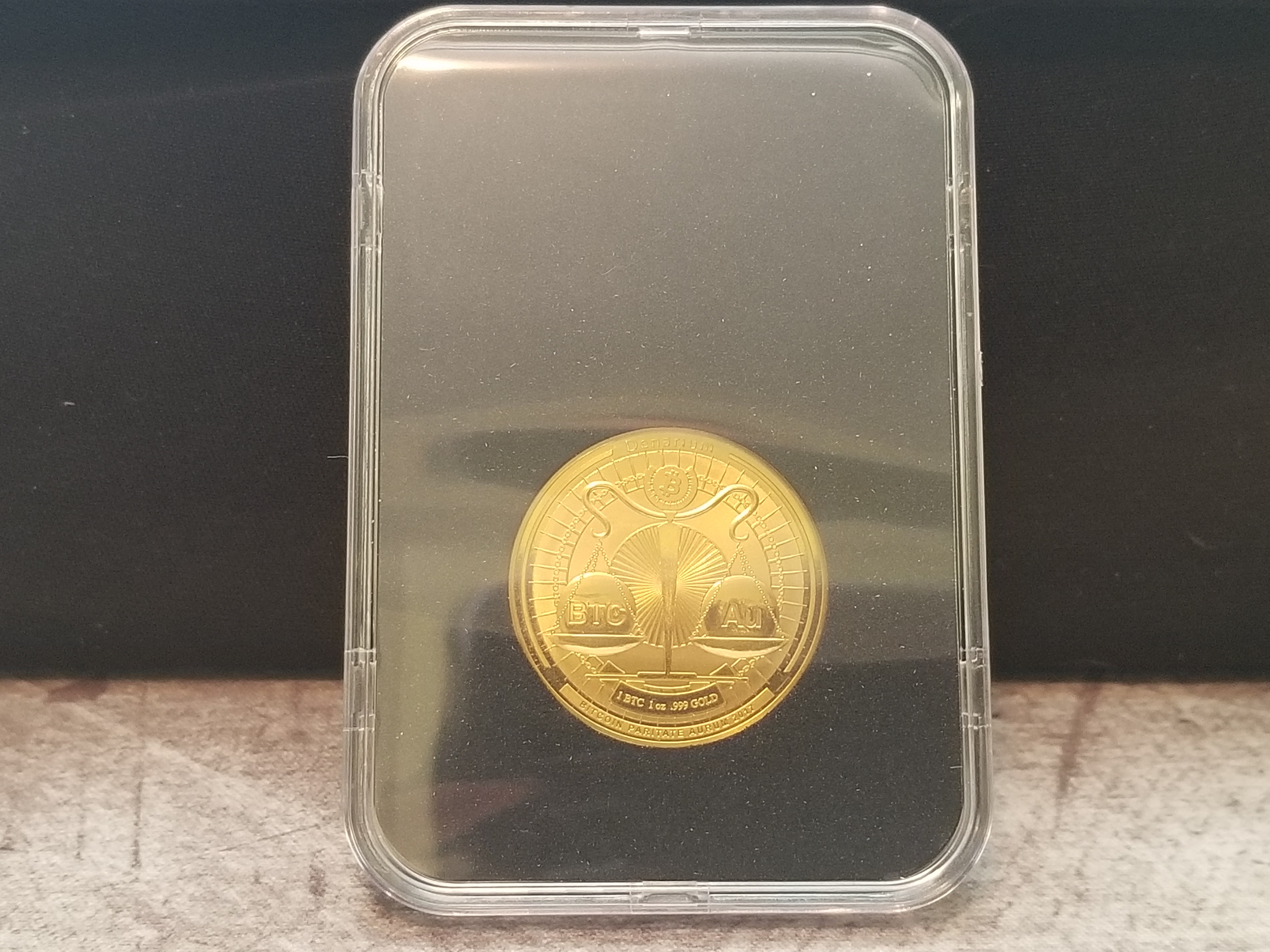 Denarium 1 BTC Gold Parity